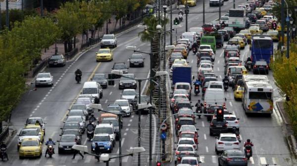 Τέλη κυκλοφορίας: Πώς θα αποφευχθεί αύξηση – φωτιά για τους ιδιοκτήτες ΙΧ το 2021