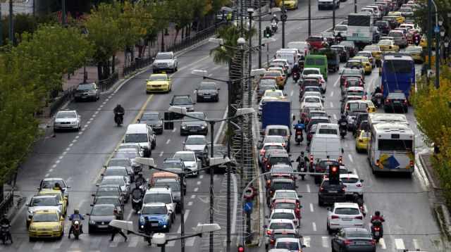 Τέλη κυκλοφορίας: Πώς θα αποφευχθεί αύξηση - φωτιά  για τους ιδιοκτήτες ΙΧ το 2021