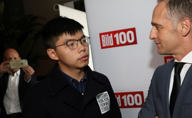 Χονγκ Κονγκ: Οργή στο Πεκίνο για τη συνάντηση ακτιβιστή-διαδηλωτή με τον Χάικο Μάας