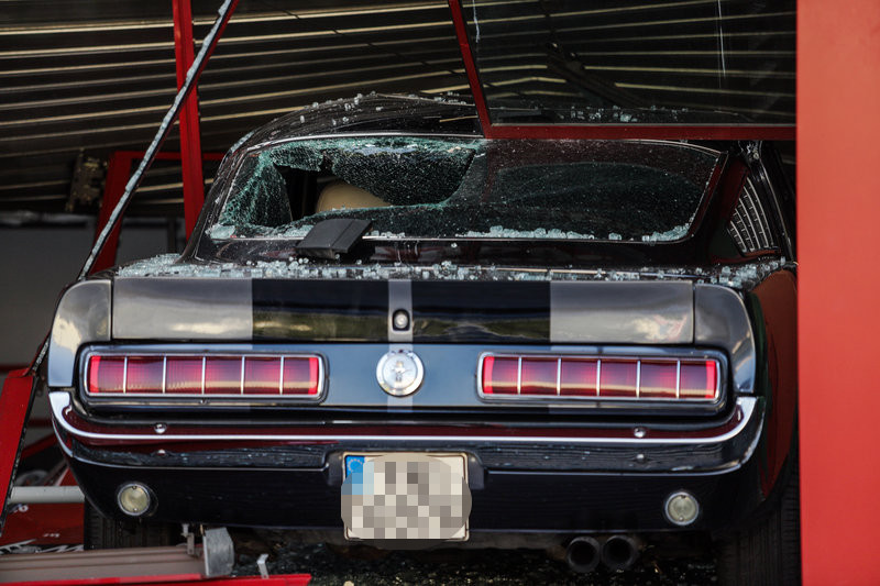 Περιστέρι : Νέα απόπειρα κλοπής με εισβολή αυτοκινήτου σε κατάστημα