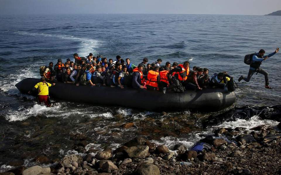Μόλις μια βάρκα με πρόσφυγες έφτασε σήμερα στη Λέσβο