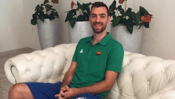 Ο Βαγγέλης Μάντζαρης φόρεσε τα πράσινα