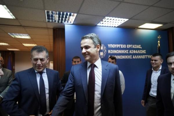 Μητσοτάκης: Τέλος Σεπτεμβρίου οι αυξήσεις στις συντάξεις χηρείας