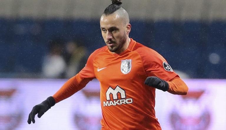 Παραμένει στην Τουρκία ο Ναπολεόνι, άλλαξε ομάδα