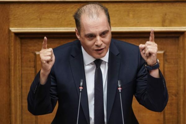 Politico για Βελόπουλο : Πουλά εθνικισμό όπως τα γιατροσόφια για τη φαλάκρα