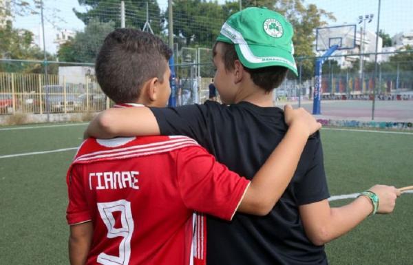 Μαζί στην Αγία Παρασκευή οι Αιώνιοι: «Γιατί αν γλιτώσει το παιδί, υπάρχει ελπίδα»