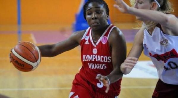 Τόμας: «Είμαι πολύ χαρούμενη που έμεινα στον Ολυμπιακό»