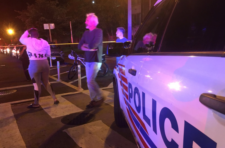 Πυροβολισμοί στην Ουάσινγκτον: Ένας νεκρός και πέντε τραυματίες κοντά στον Λευκό Οίκο