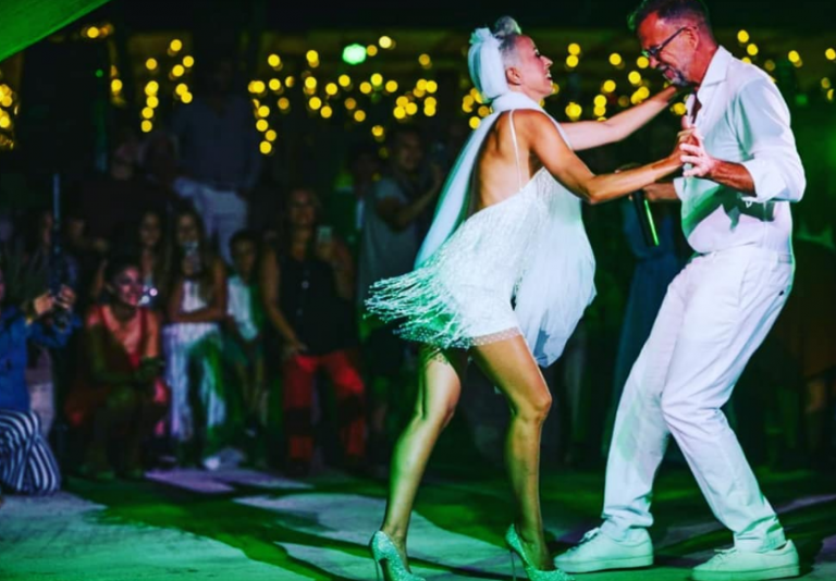 Γαμπρός ξανά ο Πάνος Μεταξόπουλος – Το ολονύχτιο πάρτι