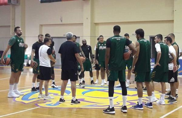 Αποθέωση στην ανοικτή προπόνηση του Παναθηναϊκού στην Πορταριά