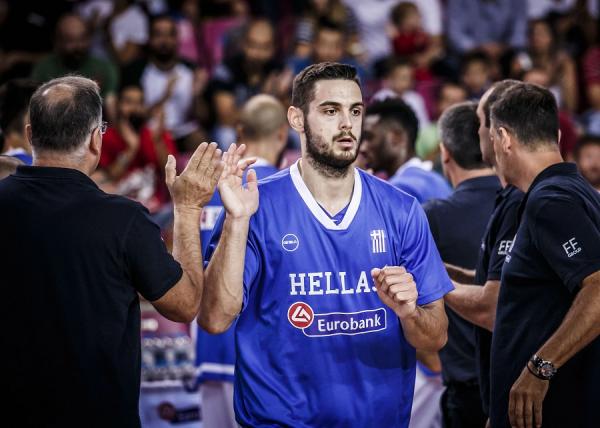 Παπαπέτρου: «Δεν είναι άτρωτοι οι Αμερικάνοι, αυτό άλλαξε με Γιάννη»