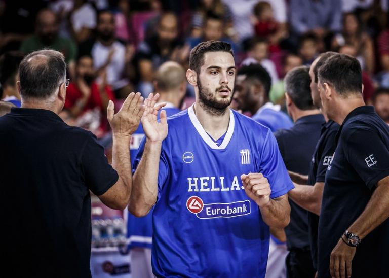 Παπαπέτρου: «Δεν είναι άτρωτοι οι Αμερικάνοι, αυτό άλλαξε με Γιάννη»