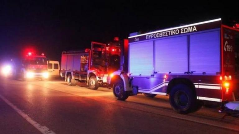 Φωτιά στην Αγ. Παρασκευή κοντά στην περιφερειακή Υμηττού