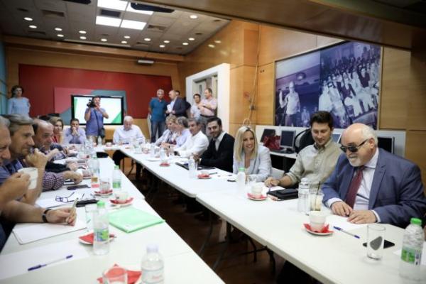 ΚΙΝΑΛ: Το παρασκήνιο του πολιτικού συμβουλίου και οι διαφωνίες από το… μέλλον