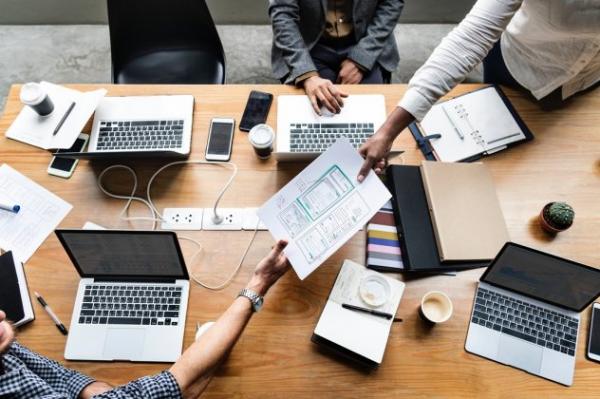 Manpower: Ποιοι κλάδοι προχωρούν τώρα σε προσλήψεις