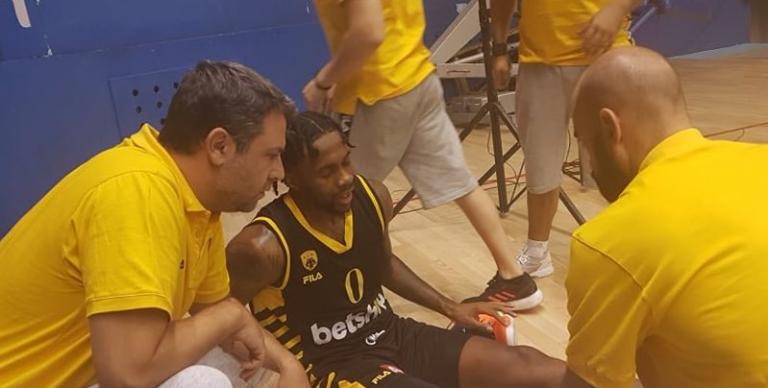 ΑΕΚ : Αποχώρησε τραυματίας ο Ρέι