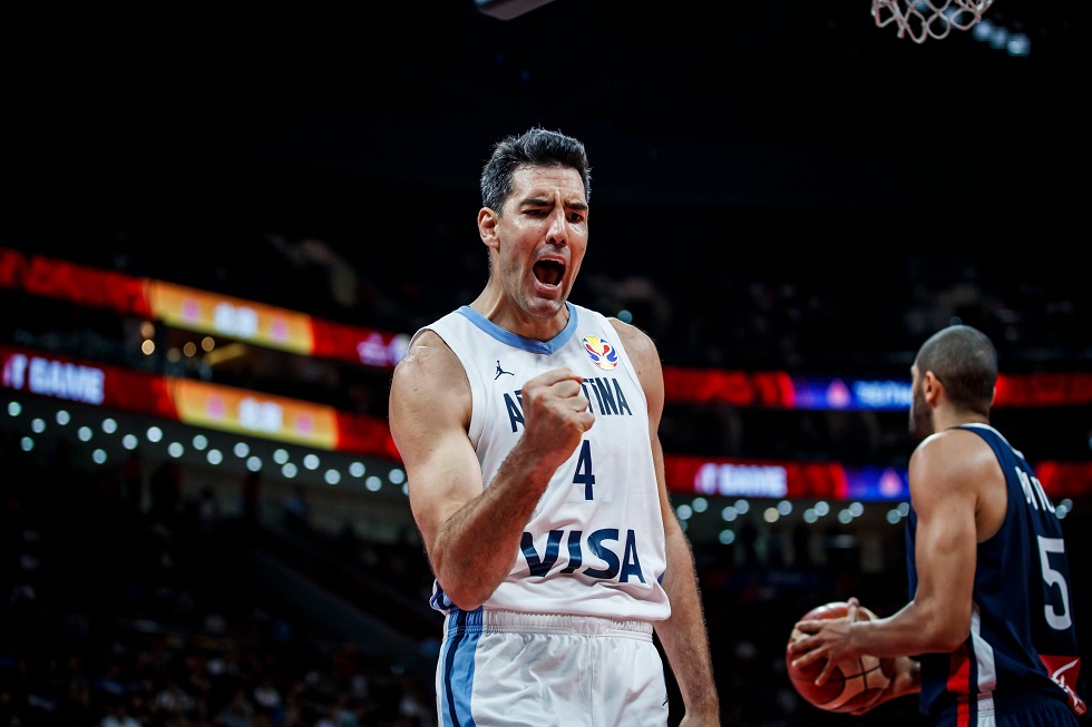 Μουντομπάσκετ: Στη Γη της Επαγγελίας η Αργεντινή με… θεό Σκόλα