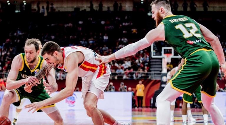 Το 7ο ματς που οδηγήθηκε σε δεύτερη παράταση σε 70 χρόνια Μουντομπάσκετ