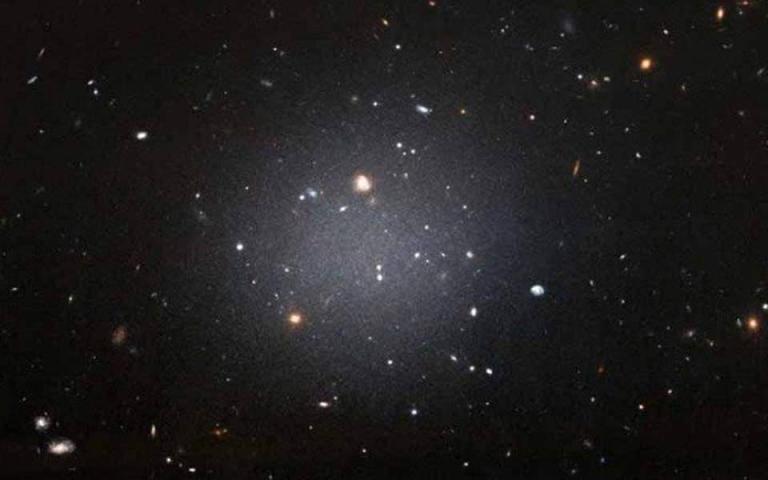 Ανακαλύφθηκε γαλαξιακό σμήνος που υπήρχε πριν από 13 δισεκ. χρόνια