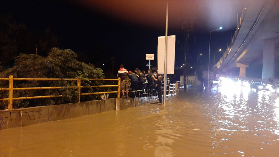 Πλημμύρες και χαλάζι σε Θεσσαλονίκη και Τρίκαλα - Πού θα «χτυπήσει» το νέο κύμα κακοκαιρίας την Παρασκευή