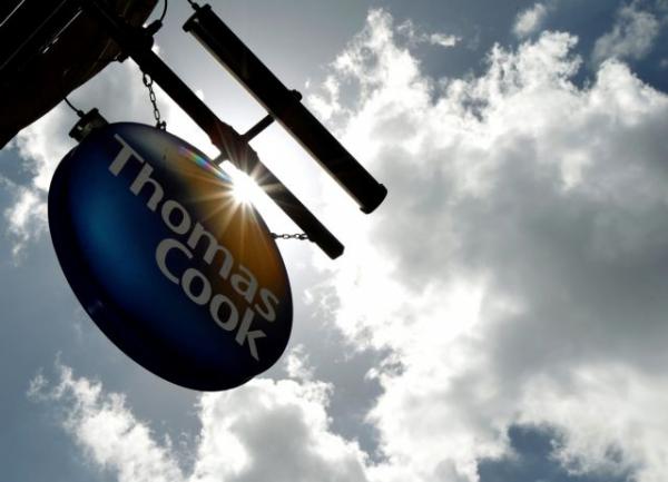 Κατάρρευση Thomas Cook: Επιχείρηση επαναπατρισμού χιλιάδων τουριστών – 20.000 είναι στην Κρήτη