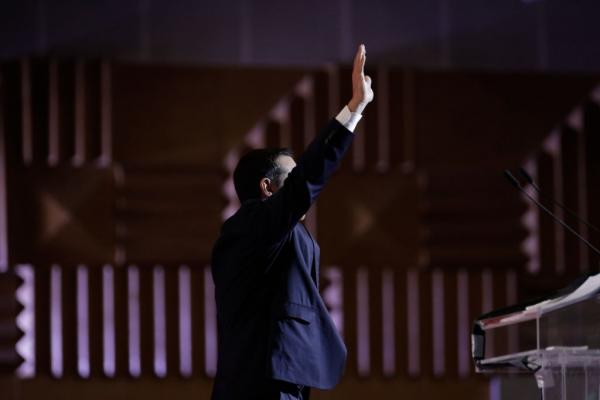 Τσίπρας κατά Μητσοτάκη: Ανοικοδομείται το νέο κράτος της Δεξιάς