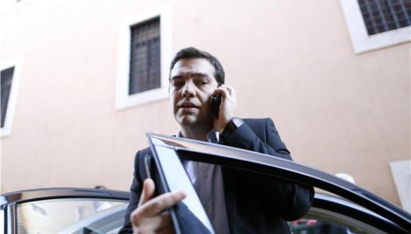 Ο φόβος Τσίπρα για «κοριούς» στα τηλέφωνά του – Ποια μέτρα έπαιρνε ο πρωθυπουργός και οι υπουργοί ΣΥΡΙΖΑ