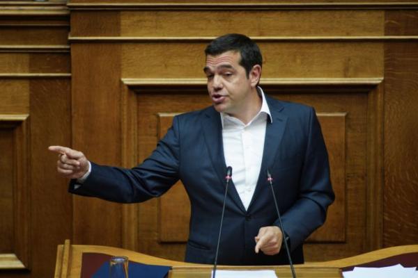 Tsipras blasts Mitsotakis’ policies at TIF