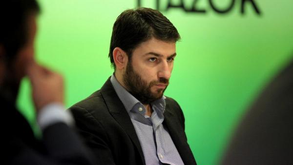 Αυστηρή κριτική Ανδρουλάκη: Μην εκλαμβάνετε τη στάση μου ως αδυναμία