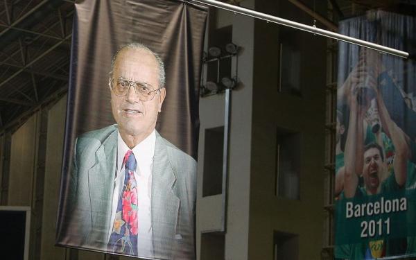 Στην οροφή του ΟΑΚΑ, το λάβαρο του Θανάση Γιαννακόπουλου