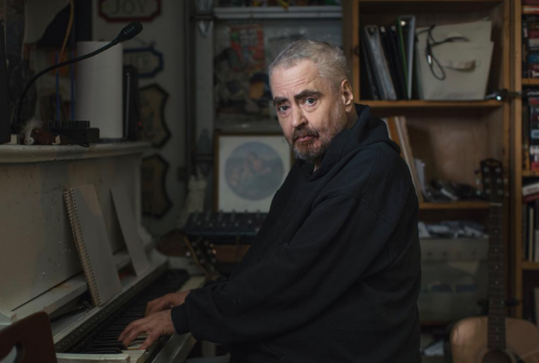 Daniel Johnston: Πέθανε ο τραγουδοποιός της indie rock