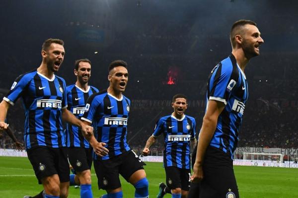 Νίκη κορυφής για την Ίντερ στο ντέρμπι του Μιλάνου (2-0)