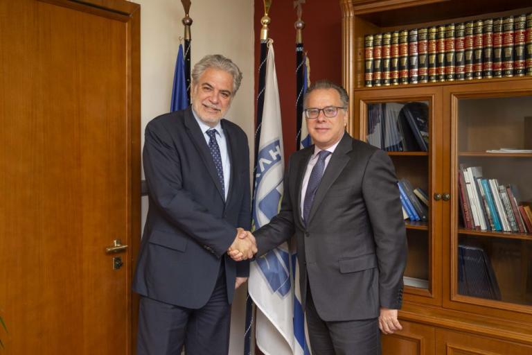 Συνάντηση Κουμουτσάκου-Στυλιανίδη: Να εφαρμοστεί πλήρως η συμφωνία ΕΕ-Τουρκίας για το προσφυγικό