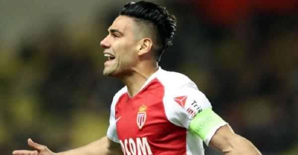 «Τελειώνει» του Φαλκάο στη Γαλατασαράι