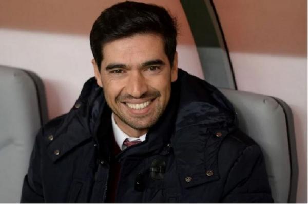 Φερέιρα: «Κάθε λεπτό μετράει, ενωμένοι θα καταφέρουμε πολλά»