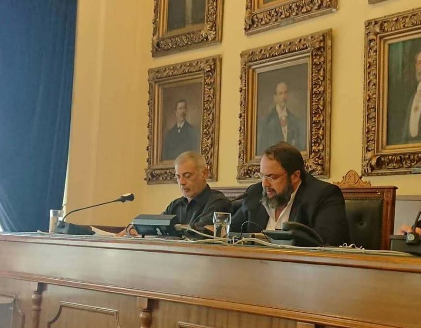 Εκλέχθηκε το προεδρείο του Δημοτικού Συμβουλίου Πειραιά, πρόεδρος ο Παναγιώτης Αβραμίδης