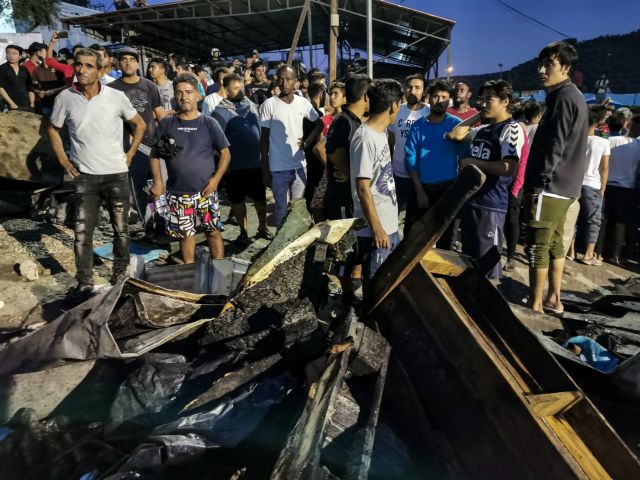Μόρια : Την τραγωδία στη δομή για τους πρόσφυγες σχολιάζει ο διεθνής Τύπος