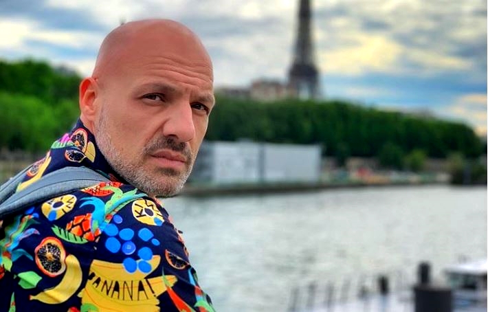 Έξαλλος ο Μουτσινάς με τον Καλλίδη: Γιατί ρε Πάνο;