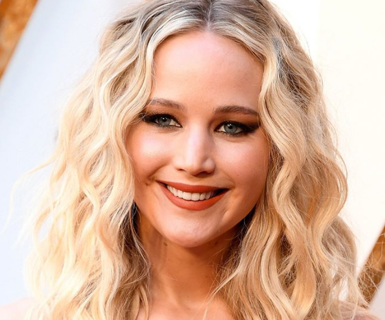 Jennifer Lawrence : Ο λαμπερός γάμος μιας σταρ του Χόλιγουντ