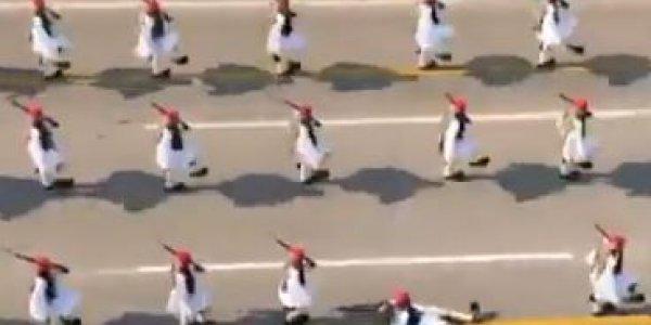 28η Οκτωβρίου : Η άτυχη στιγμή τσολιά στην παρέλαση