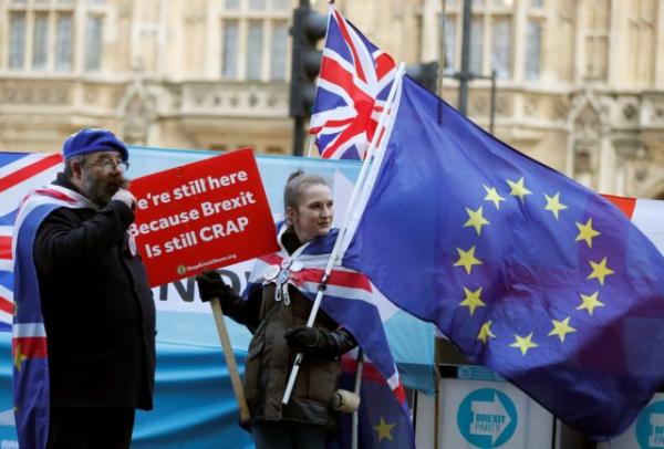 Βρετανία : Σε πρόωρες εκλογές συμφώνησε ο Κόρμπιν