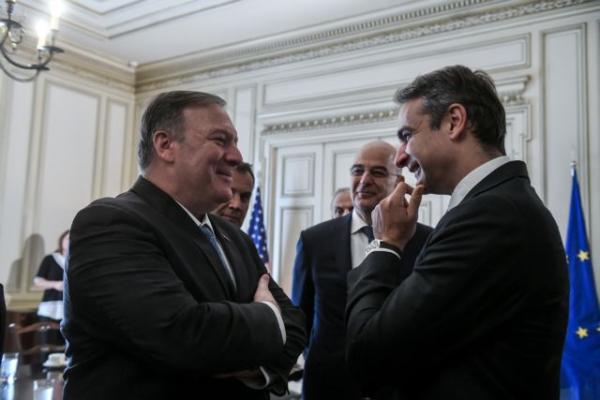 Σε Λευκωσία και Κάιρο Δένδιας – Μητσοτάκης : Στο επίκεντρο οι τουρκικές προκλήσεις