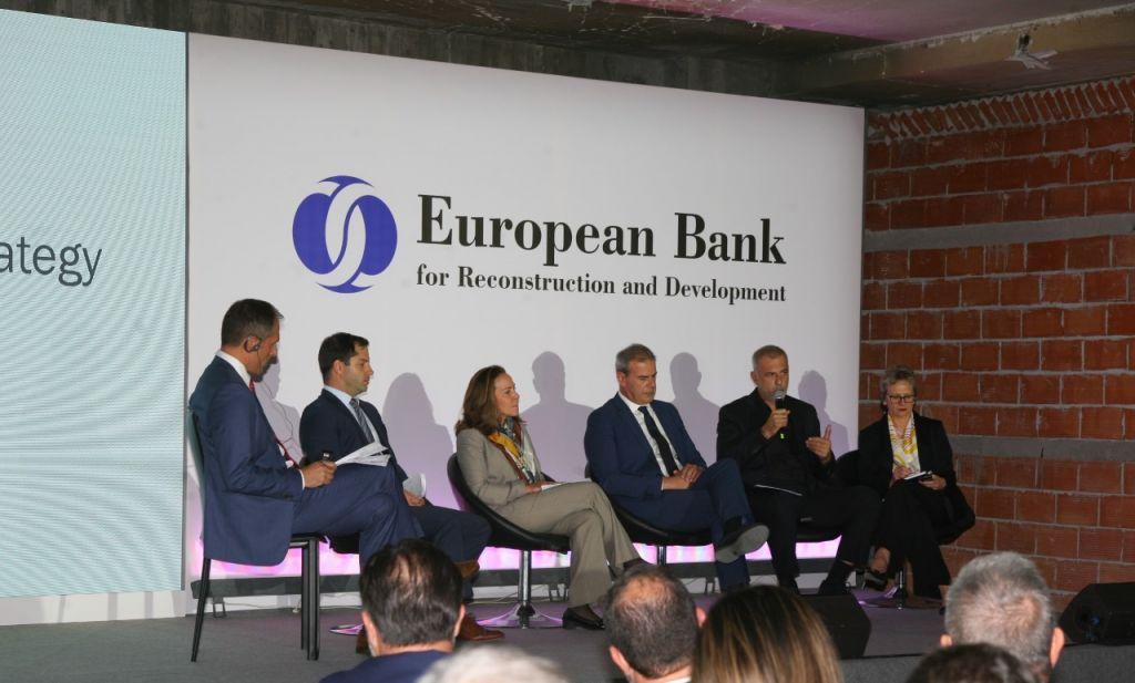 Ο Δήμαρχος Πειραιά στην Ημερίδα Ανασυγκρότησης και Ανάπτυξης