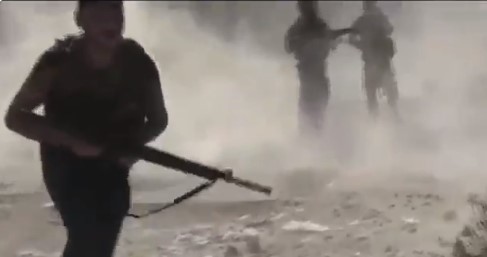 Συρία : Βίντεο – ντοκουμέντο με Κούρδους μαχητές να σώζουν συντρόφους τους