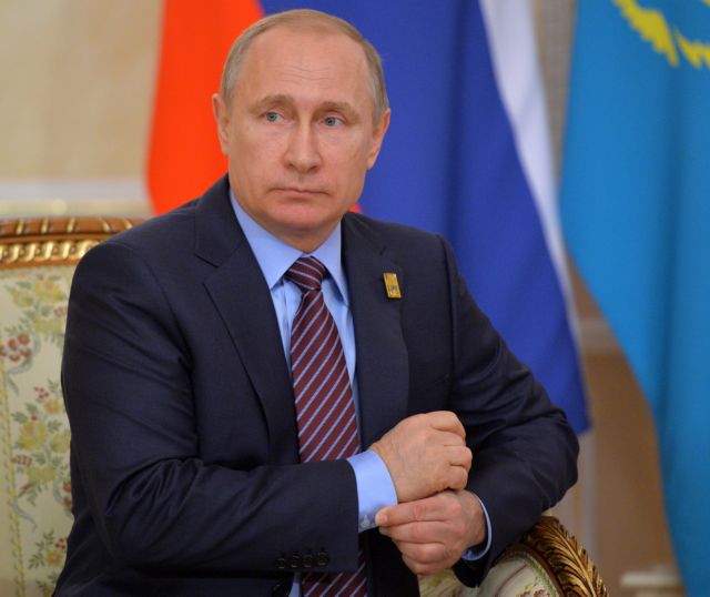 Ρωσία : Υπό την επίβλεψη του Πούτιν εκτοξεύσεις κρουζ-βαλλιστικών πυραύλων