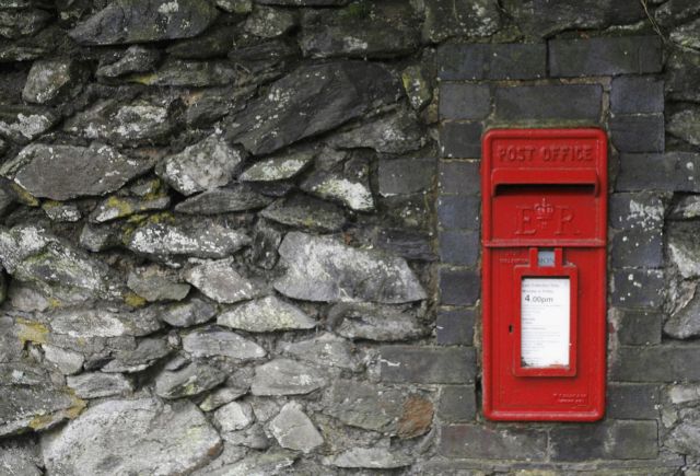 Φρίκη: Βρήκαν ανθρώπινο δάχτυλο στο γραμματοκιβώτιο τους