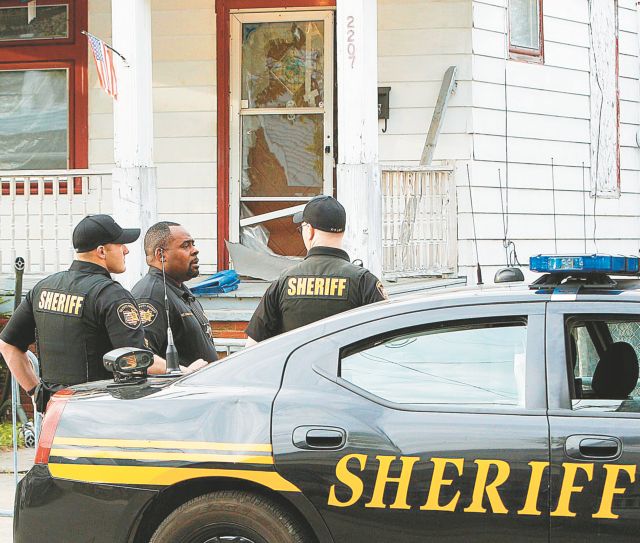 ΗΠΑ : Μητέρα αντίκρισε άγνωστη μέσα στο σπίτι να κάνει μπάνιο τον γιο της