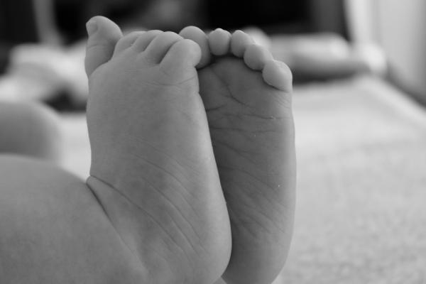Θρίλερ στην Θεσσαλονίκη : Εντοπίστηκε η μητέρα του βρέφους