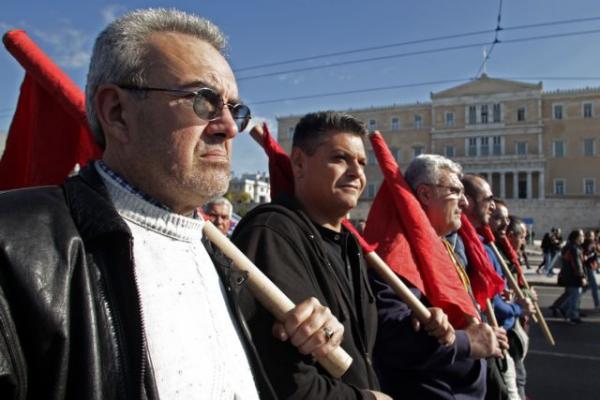 «Μπαράζ» κινητοποιήσεων στο κέντρο της Αθήνας – Πορείες εργαζομένων και φοιτητών