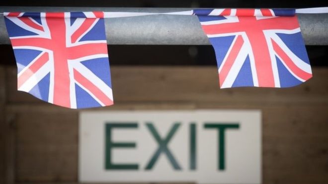 Brexit : Οι πρόωρες εκλογές και τα σενάρια παράτασης